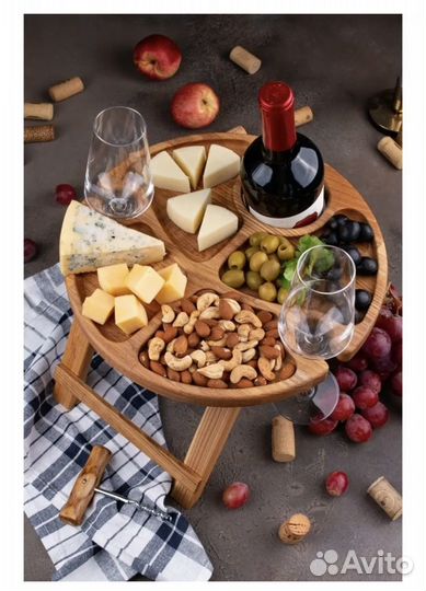 Менажница на ножках, винный столик