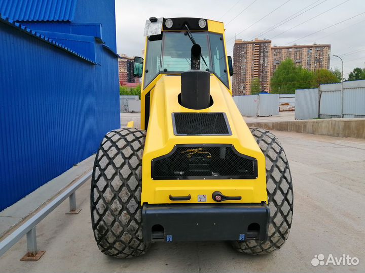 Дорожный каток Bomag BW 211 D-40, 2019