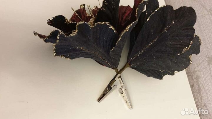 Цветы декоративные на клипсе