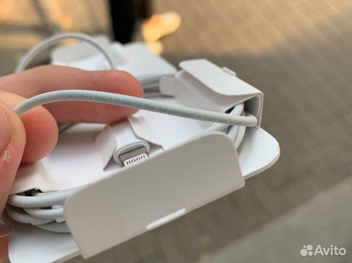 Наушники Apple EarPods lightning