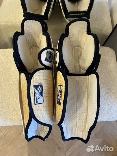 Щитки хоккейные jofa