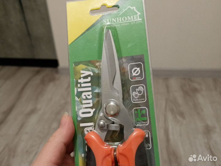 Секатор садовый