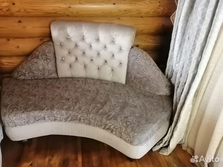 Продам 2 дивана