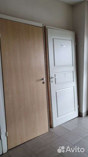 Дверные полотна разных материалов и цветов