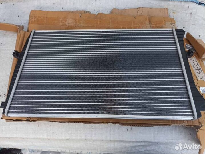 Радиатор охлаждения Шкода октавия А7 Фольксв Гольф