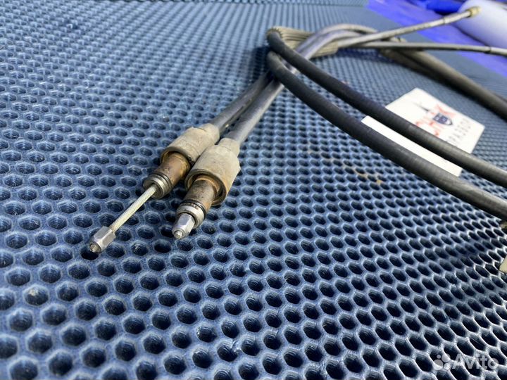 Трос ручника / Трос стояночного тормоза Audi Q7