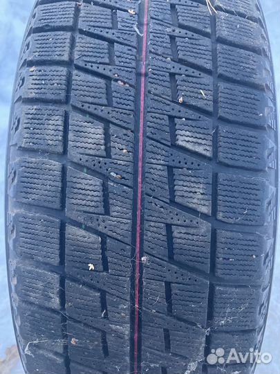 Bridgestone Blizzak Revo2 215/60 R17 96H