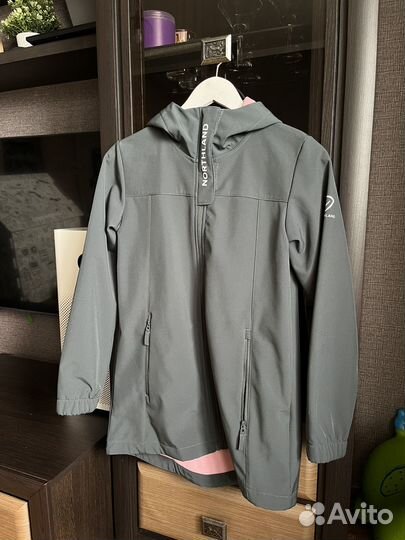 Куртка softshell на девочку