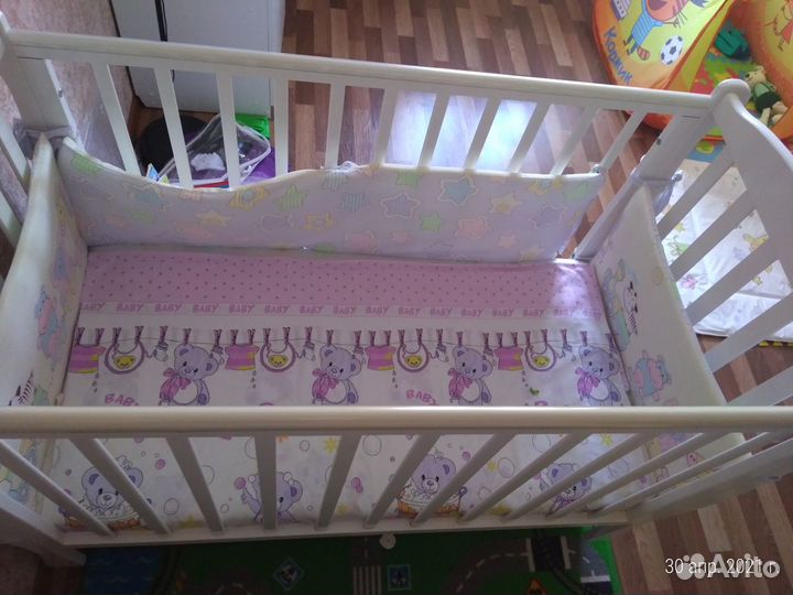 Детская кровать с маятником Кубаночка