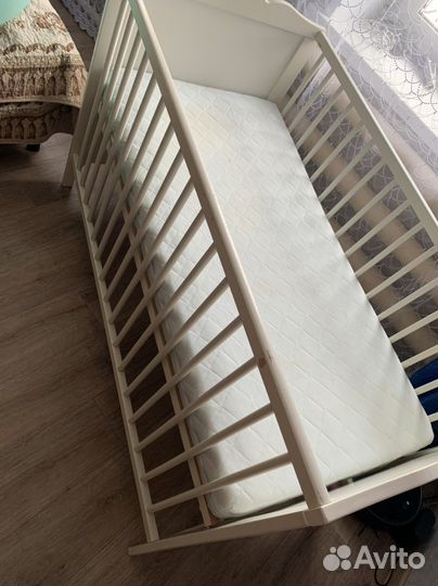 Детская кровать IKEA с матрасом