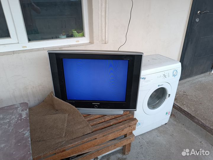 Телевизор samsung