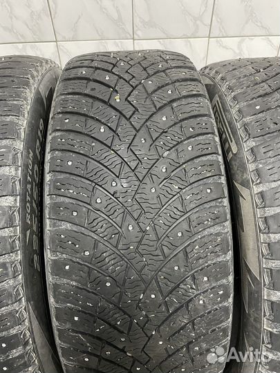 Pirelli Scorpion Ice Zero 2 235/50 R19 103H