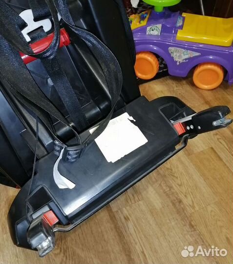 Детское автокресло с +о до 18 кг