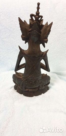 Богиня сарасватискульптура из о. бали