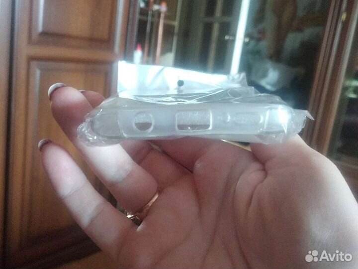 Чехол полный, на Самсунг galaxy S9 новый