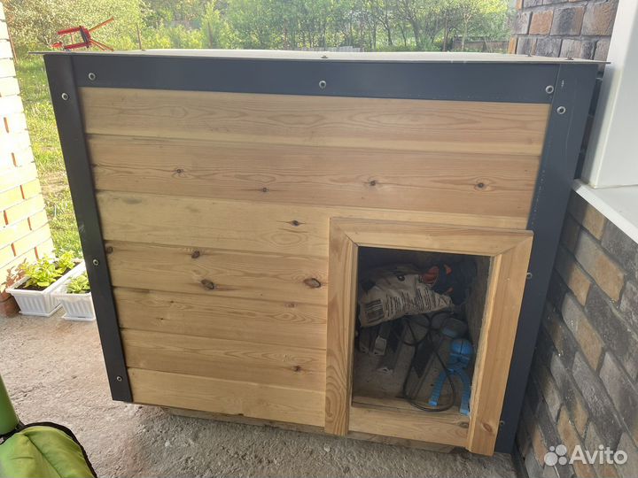 Будка для большой собаки