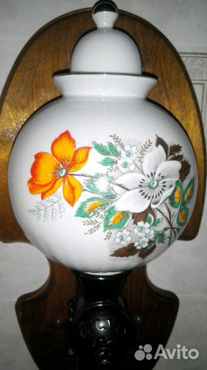 Кофемолка ручная настенная