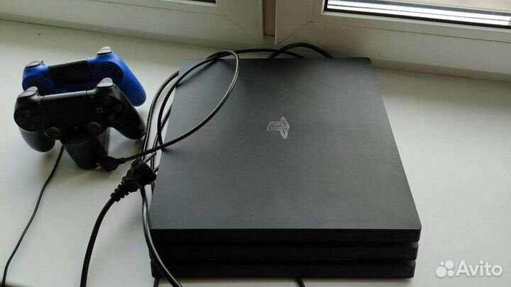 Sony PS4 pro 1tb