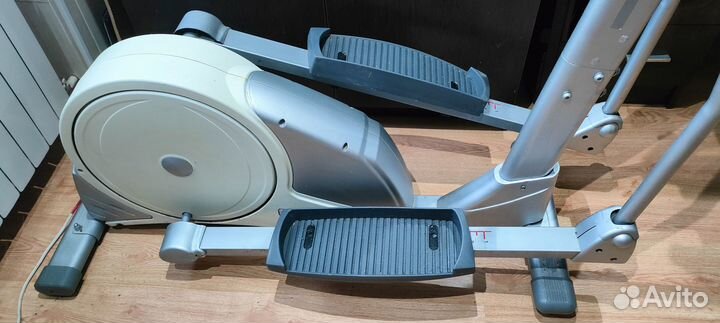 Эллиптический тренажер Care Fitness 50610-6 Futura