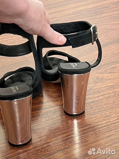 Босоножки женские 38 размер Италия