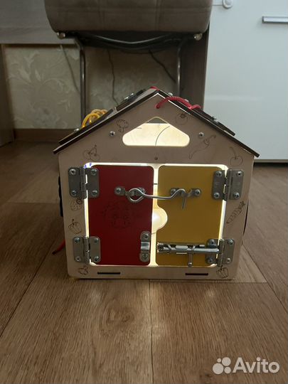 Новый Бизиборд