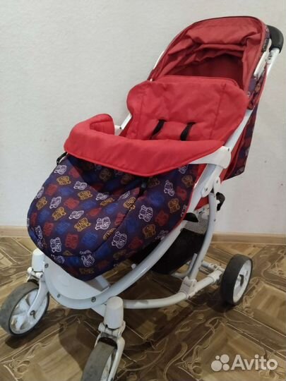 Прогулочная коляска