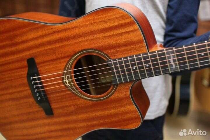 Flight D-165C SAP - акустическая гитара с вырезом