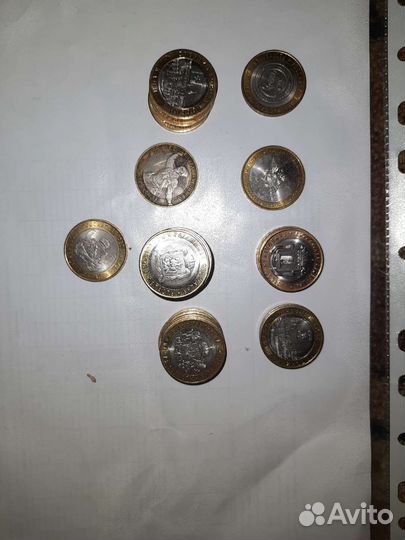 Юбилейные монеты