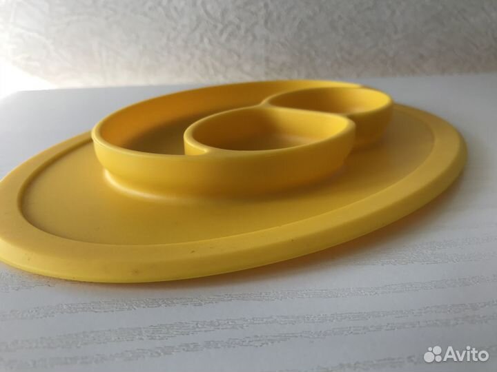 Тарелки силиконовые на присоске в идеальном состоя