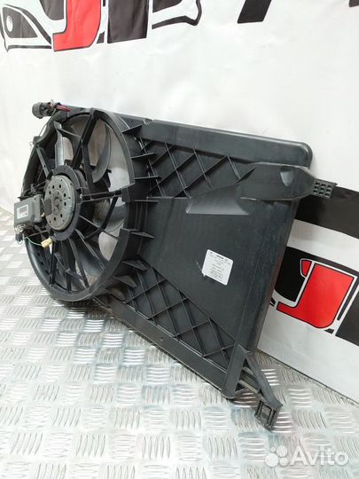 Диффузор вентилятора (кожух) Mazda 3 BK