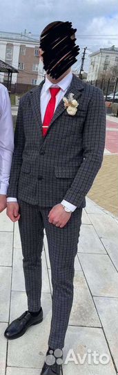 Продам костюм