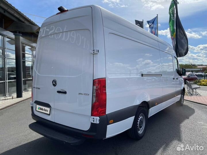 Mercedes-Benz Sprinter цельнометаллический, 2022