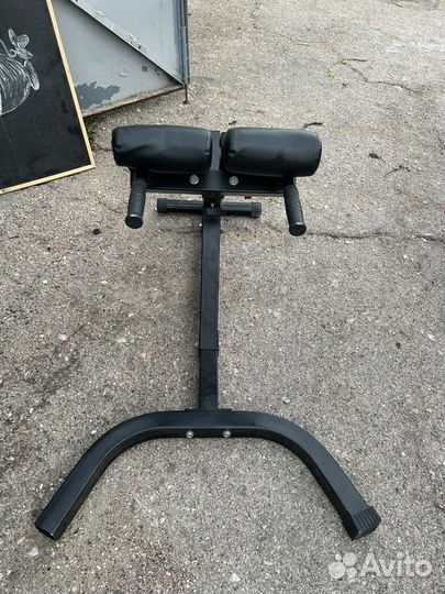 Тренажер гиперэкстензии и пресса