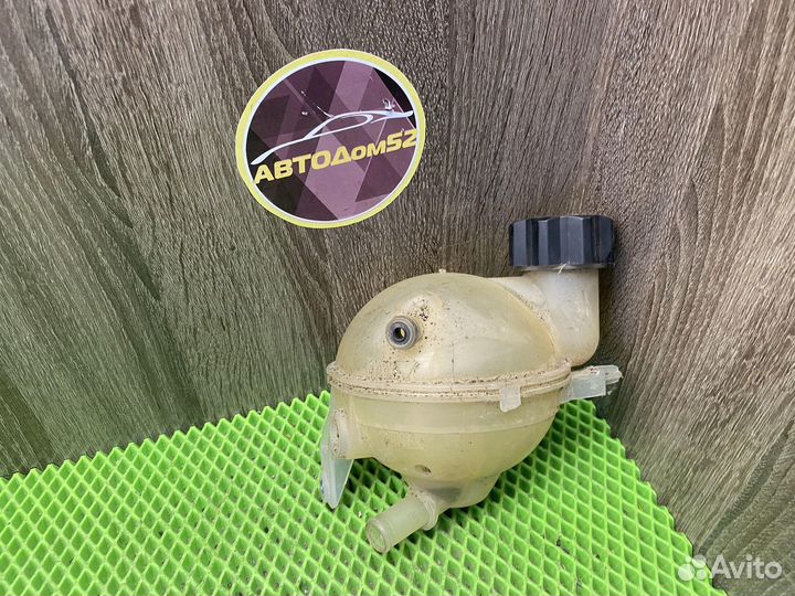 Расширительный бачок Citroen C4 1.6 EP6