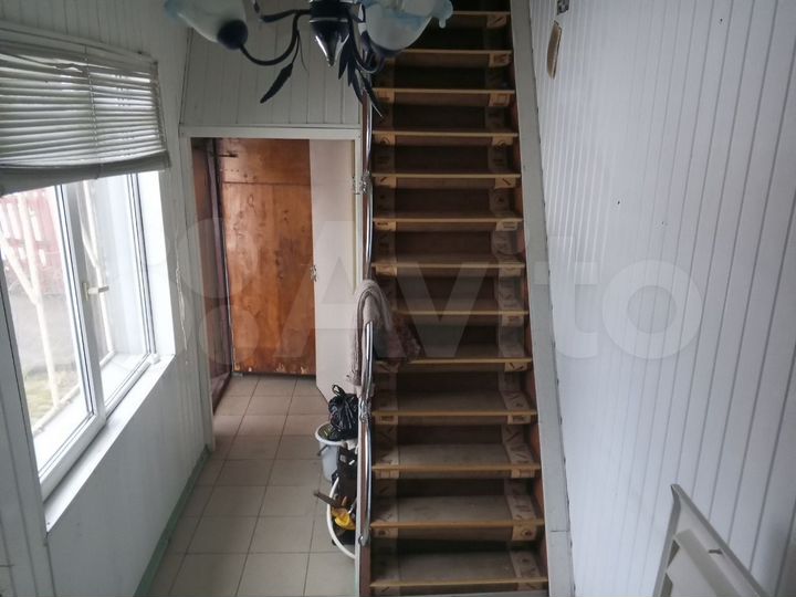 2-к. квартира, 120 м², 1/2 эт.