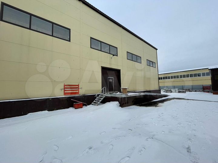 Продажа производства 3000 м плюс га земли