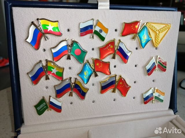 Значки перекрещенные флаги Россия дружественные купить в Москве с ...