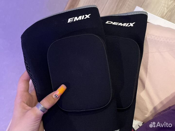 Наколенники demix M