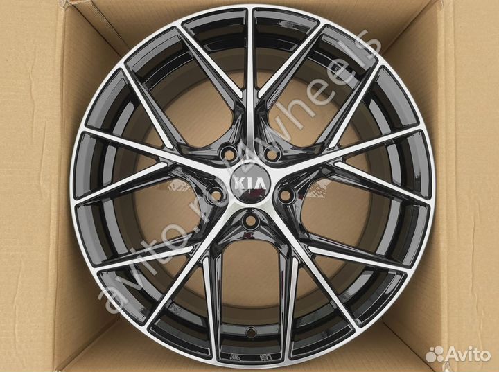 Диски на Kia Stinger R18