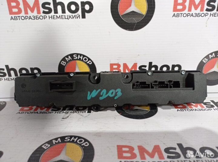 Верхняя панель управления Mercedes-Benz C 240 W203