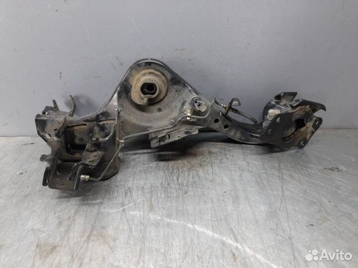 Рычаг задний продольный Nissan X-Trail T-31