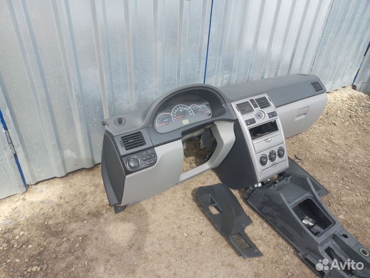 Продам панель на приору В сборе