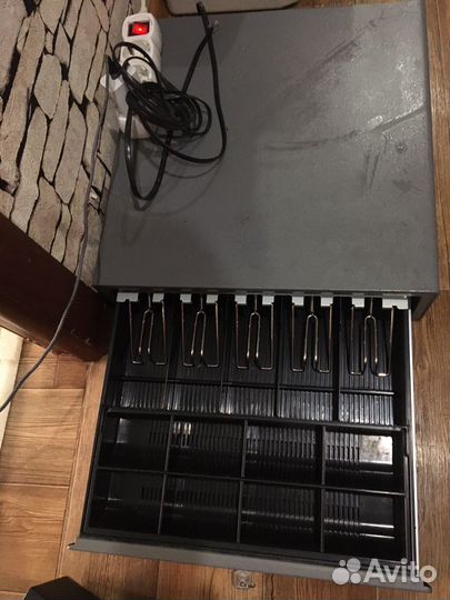 Ящик денежный