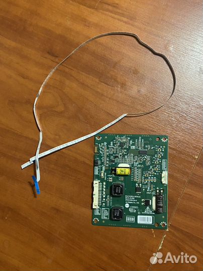 6917L-0140A от Panasonic tx-lr42et60