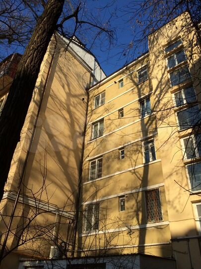 4-к. квартира, 92 м², 1/4 эт.