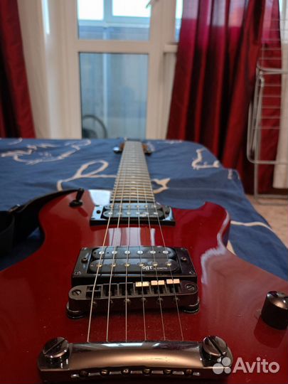 Sgr Solo II red + Комбоусилитель Boss katana 50