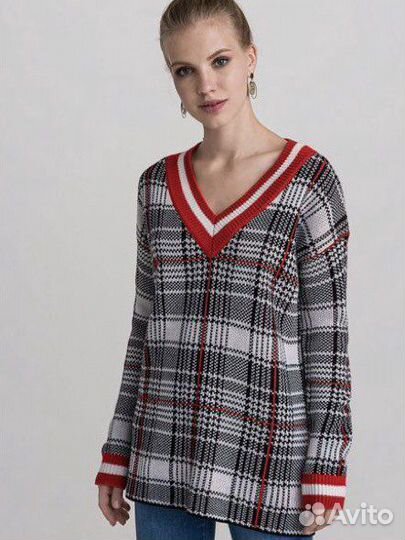 Пуловер женский