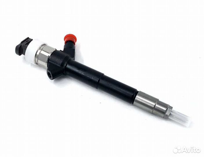 Форсунка топливная 095000-5760 (1465A054) Аналог