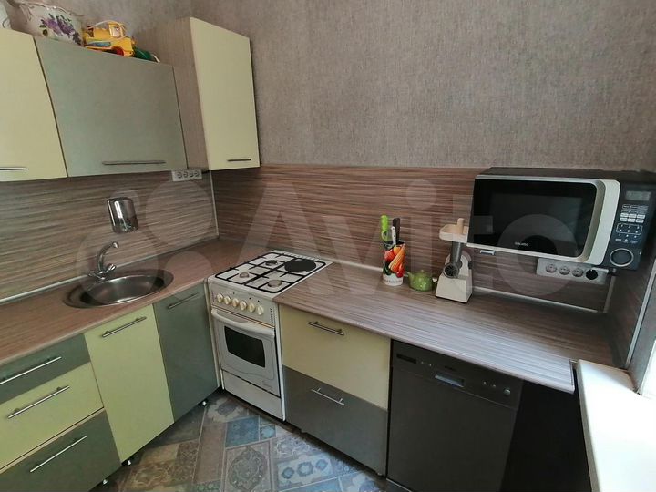 3-к. квартира, 74 м², 1/5 эт.