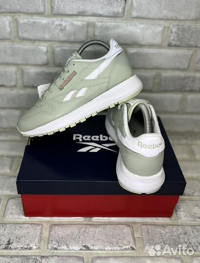 Кроссовки женские Reebok Classic Leather SP ориг